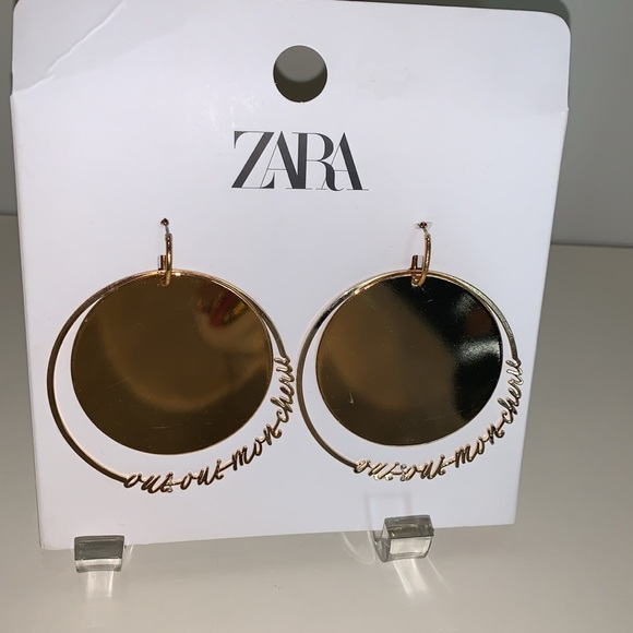 Zara Golden Round Flat‎ Metal Earrings - Picture 5 of 9